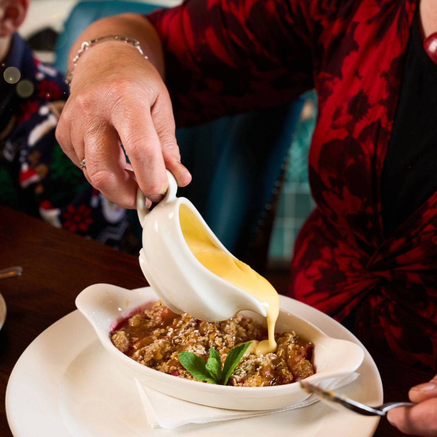 Christmas Day 2025 Lunch, Dinner & Dining at The Tafarn Morlais in Llangennech